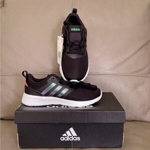 QT racer 2.0 adidas tennis shoes kids size 1